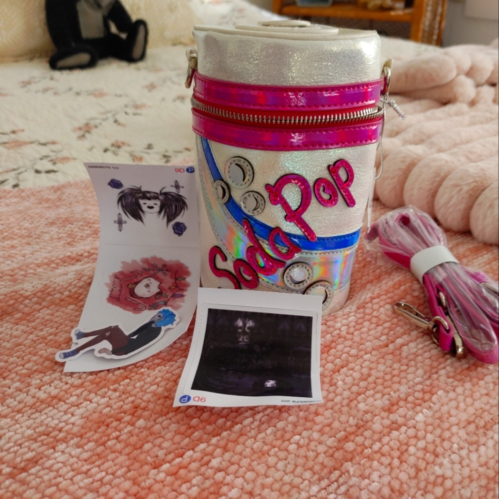 Adorable Soda Can Purse